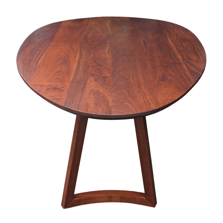 Oval dining table